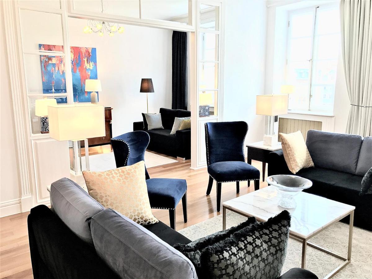 Luxury Suites & Apartments Mondrian Market Square II Warszawa Exteriör bild