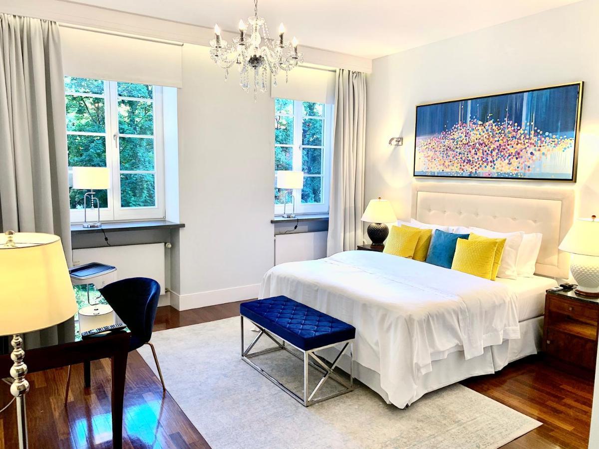 Luxury Suites & Apartments Mondrian Market Square II Warszawa Rum bild