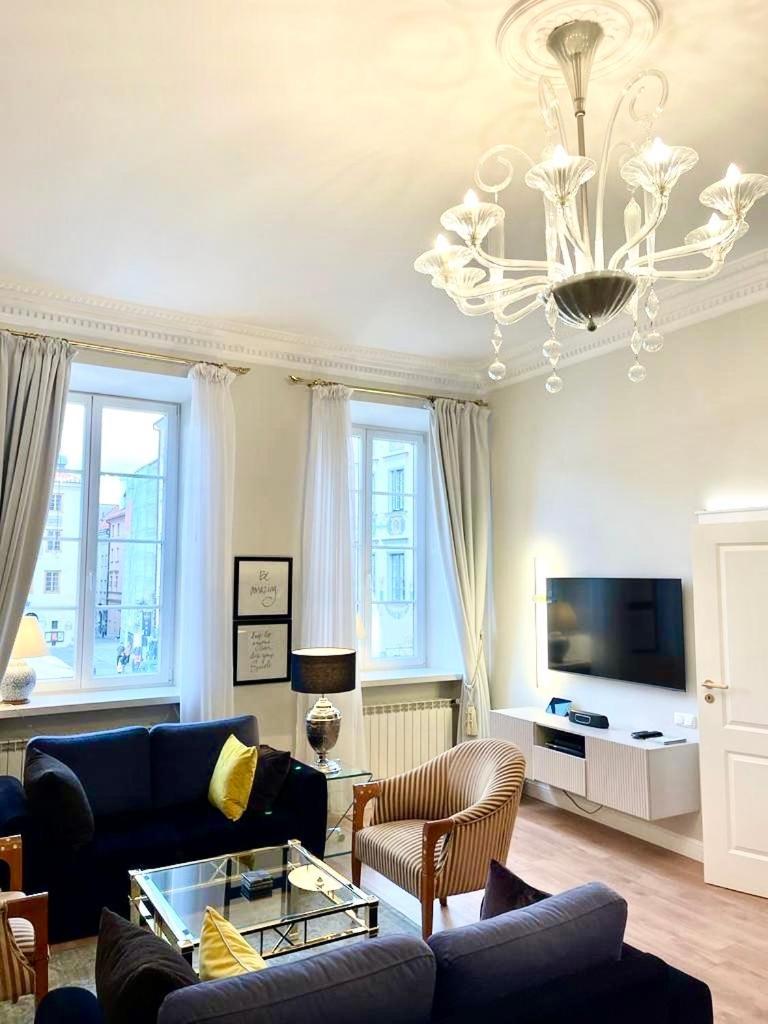 Luxury Suites & Apartments Mondrian Market Square II Warszawa Rum bild
