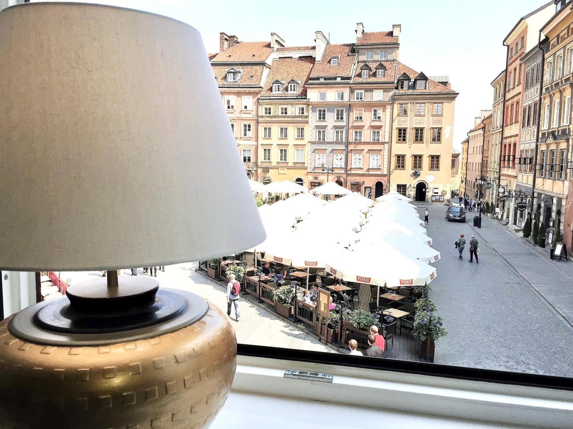Luxury Suites & Apartments Mondrian Market Square II Warszawa Rum bild